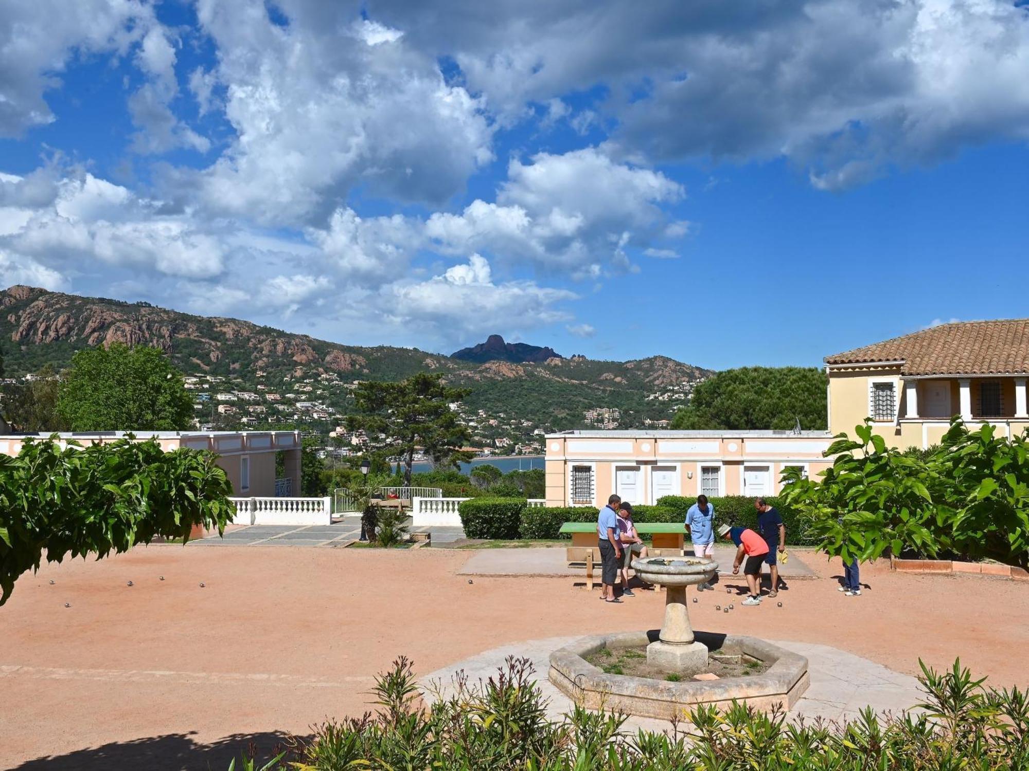 Apartment Village Cap Esterel - L'Esquinade-32 By Interhome Saint-Raphael (Var) Exterior foto