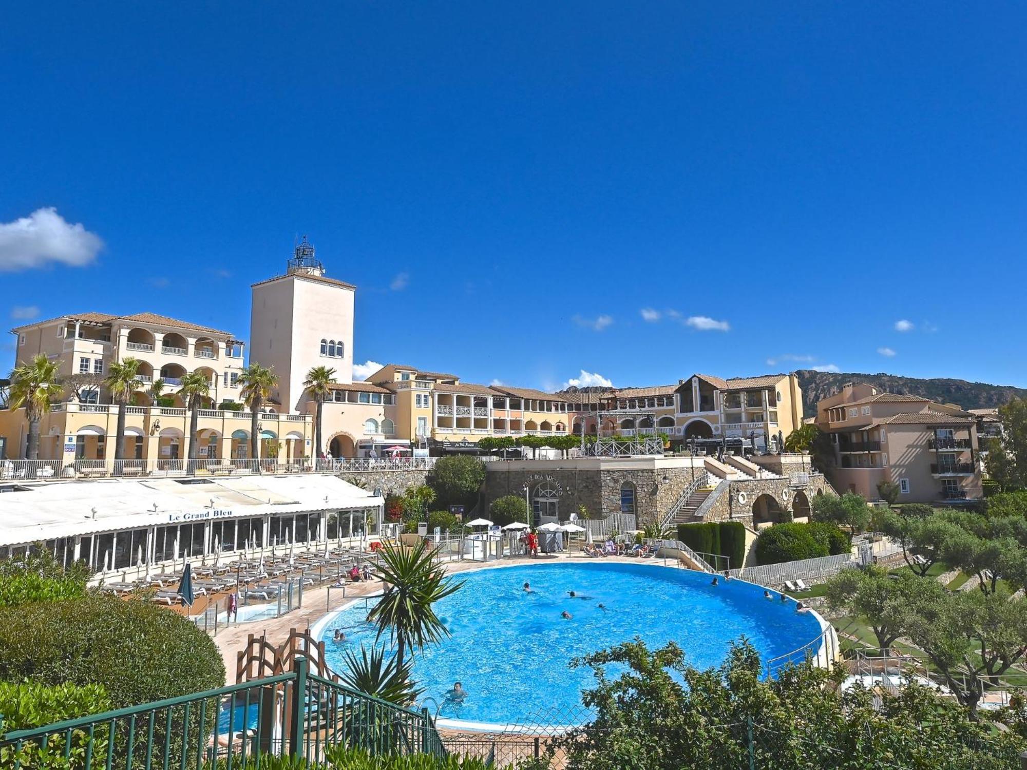 Apartment Village Cap Esterel - L'Esquinade-32 By Interhome Saint-Raphael (Var) Exterior foto